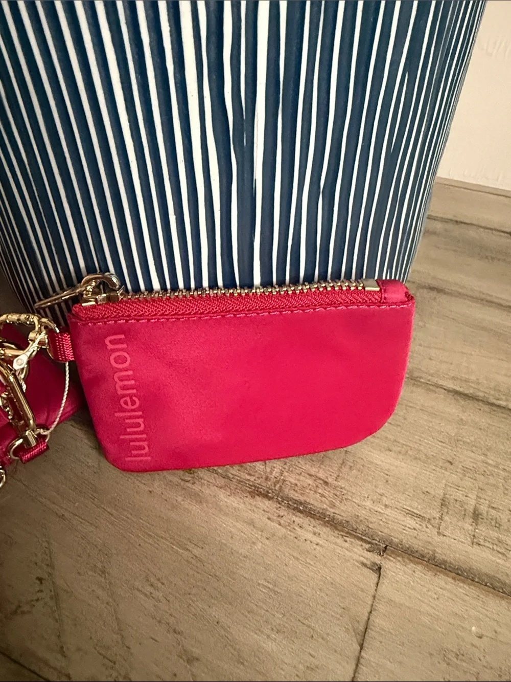 Lululemon Dual Pouch Wristlet *Metallic Wordmark